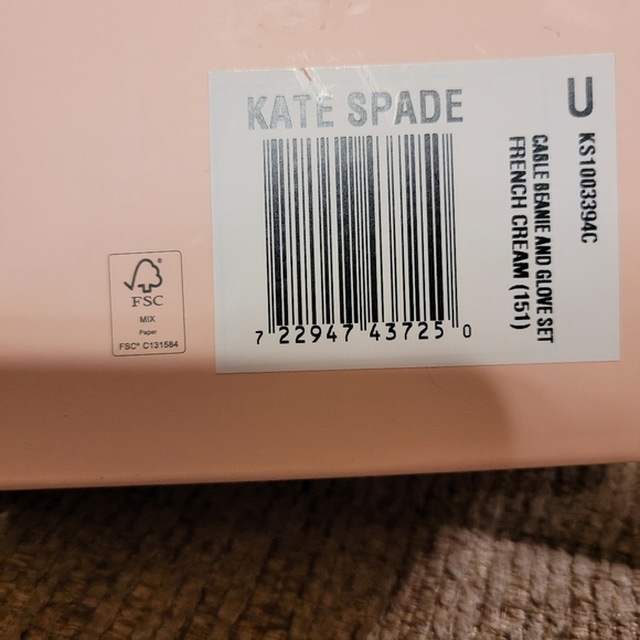 Kate Spade Ivory Cableknit Set - Picture 9 of 10